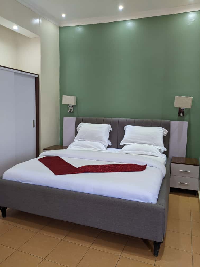 King Bed Room